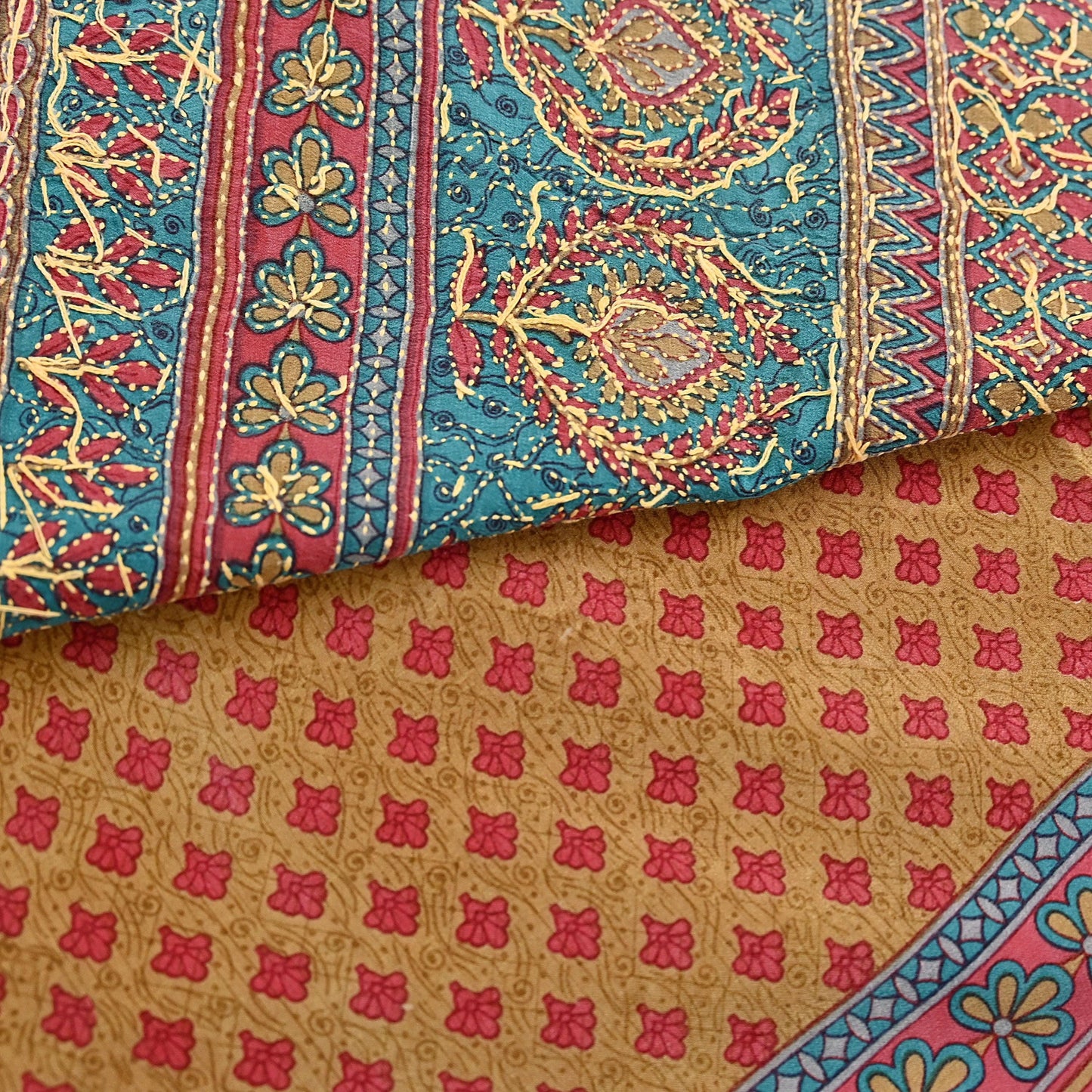 Indian Vintage Sari Red & Green Pure Crepe Silk Hand Embroidered Kantha Saree 5yd Craft Fabric Sewing Floral Soft Dress making Crafting