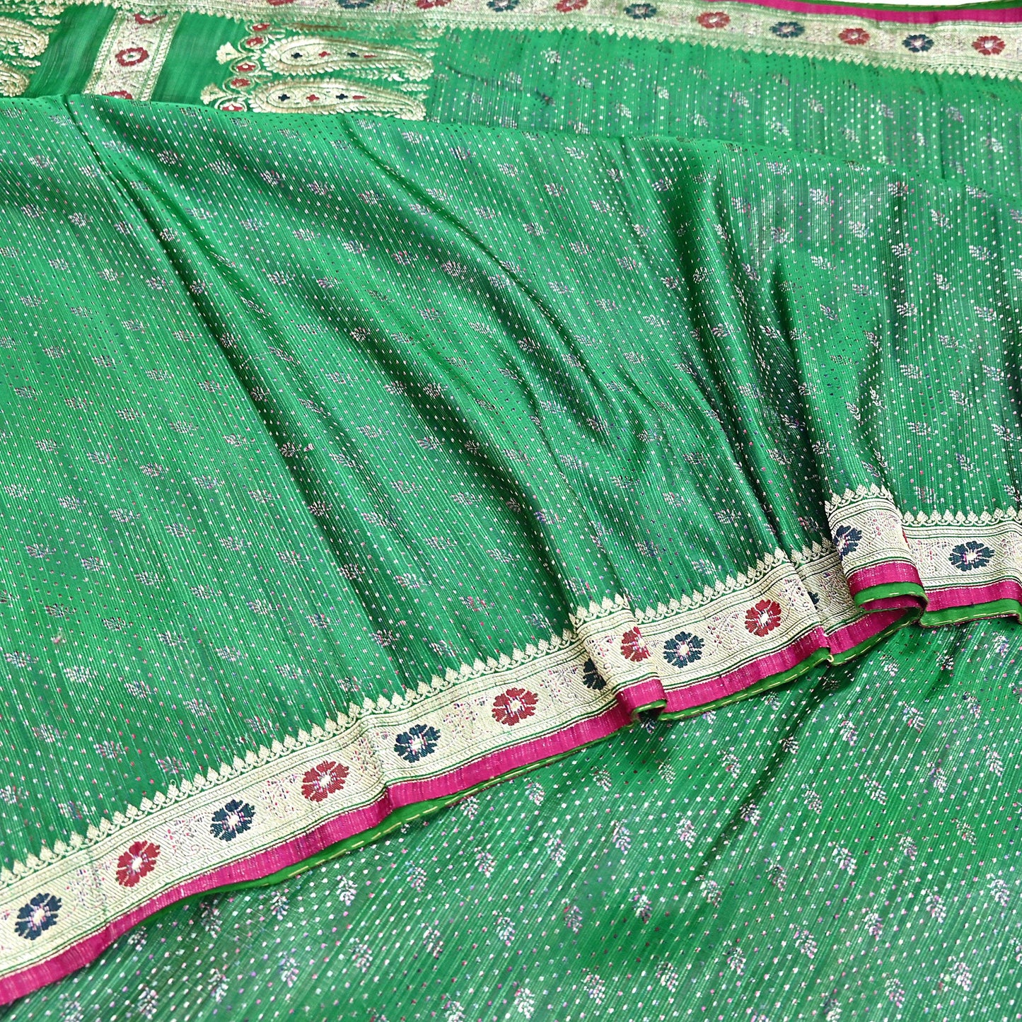 Indian Vintage Sari Green Heavy Pure Silk Woven Banarasi Brocade Saree Fabric 5Yd Ethnic Dress making Crafting Bollywood Zari