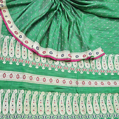 Indian Vintage Sari Green Heavy Pure Silk Woven Banarasi Brocade Saree Fabric 5Yd Ethnic Dress making Crafting Bollywood Zari