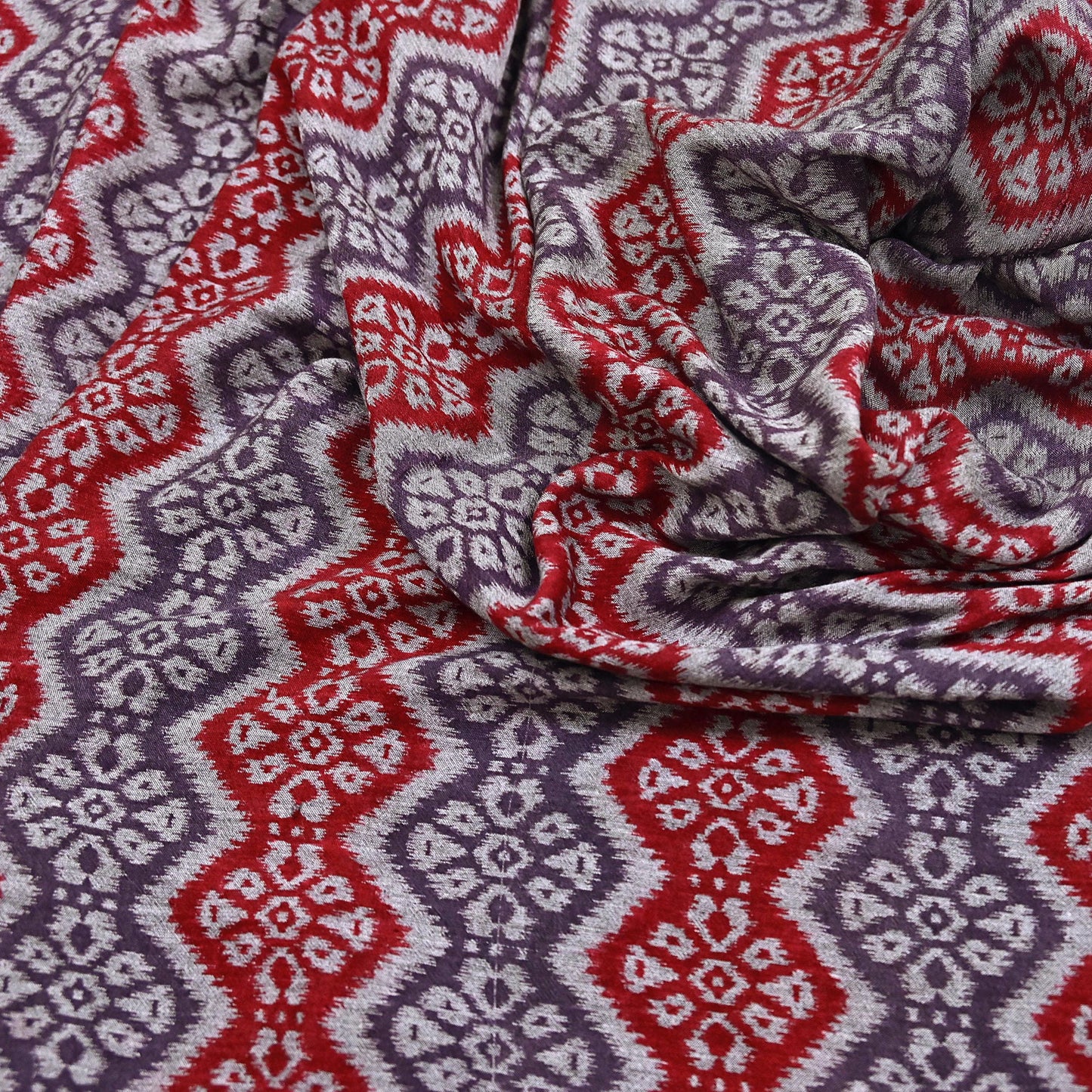 Indian Vintage Red, gray & purple Printed Pure Cotton Saree 5 Yards Soft Fabric for Sewing, Crafting, Quilting, Upcycling, Dressmaking, Boho