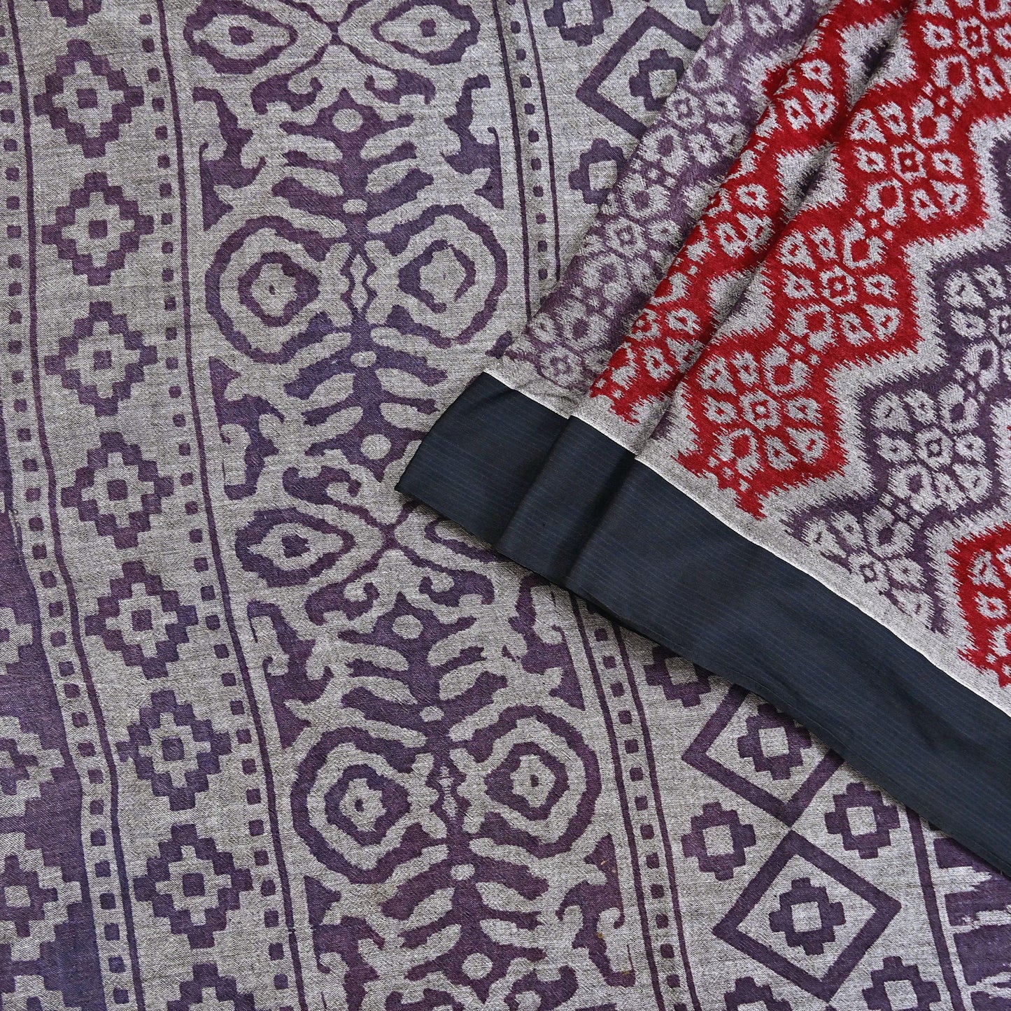 Indian Vintage Red, gray & purple Printed Pure Cotton Saree 5 Yards Soft Fabric for Sewing, Crafting, Quilting, Upcycling, Dressmaking, Boho