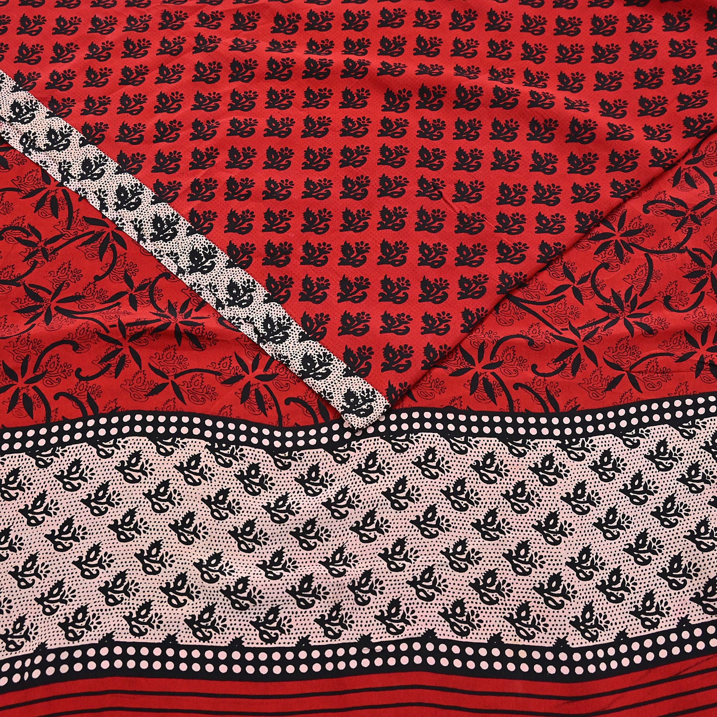 Indian Vintage Sari Black & Red Pure Crepe Silk Printed Saree 5yard Sewing Rose Flower Soft Craft Fabric Wrap