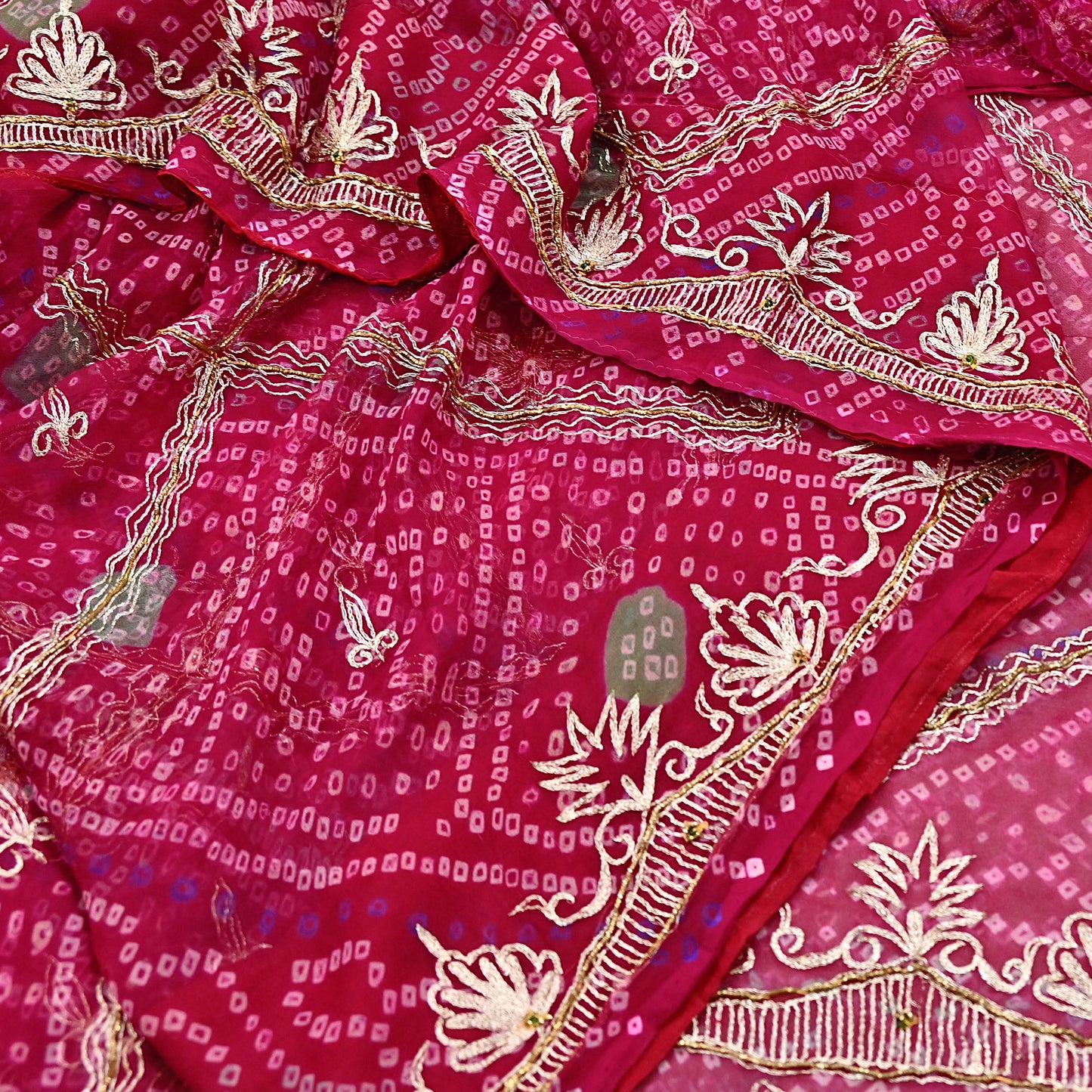 Indian Vintage Pink Saree Hand Embroidered Bandhani Printed Sari 100% Pure Georgette Silk Sari 5yd Soft Craft Fabric Dress making Dabka.