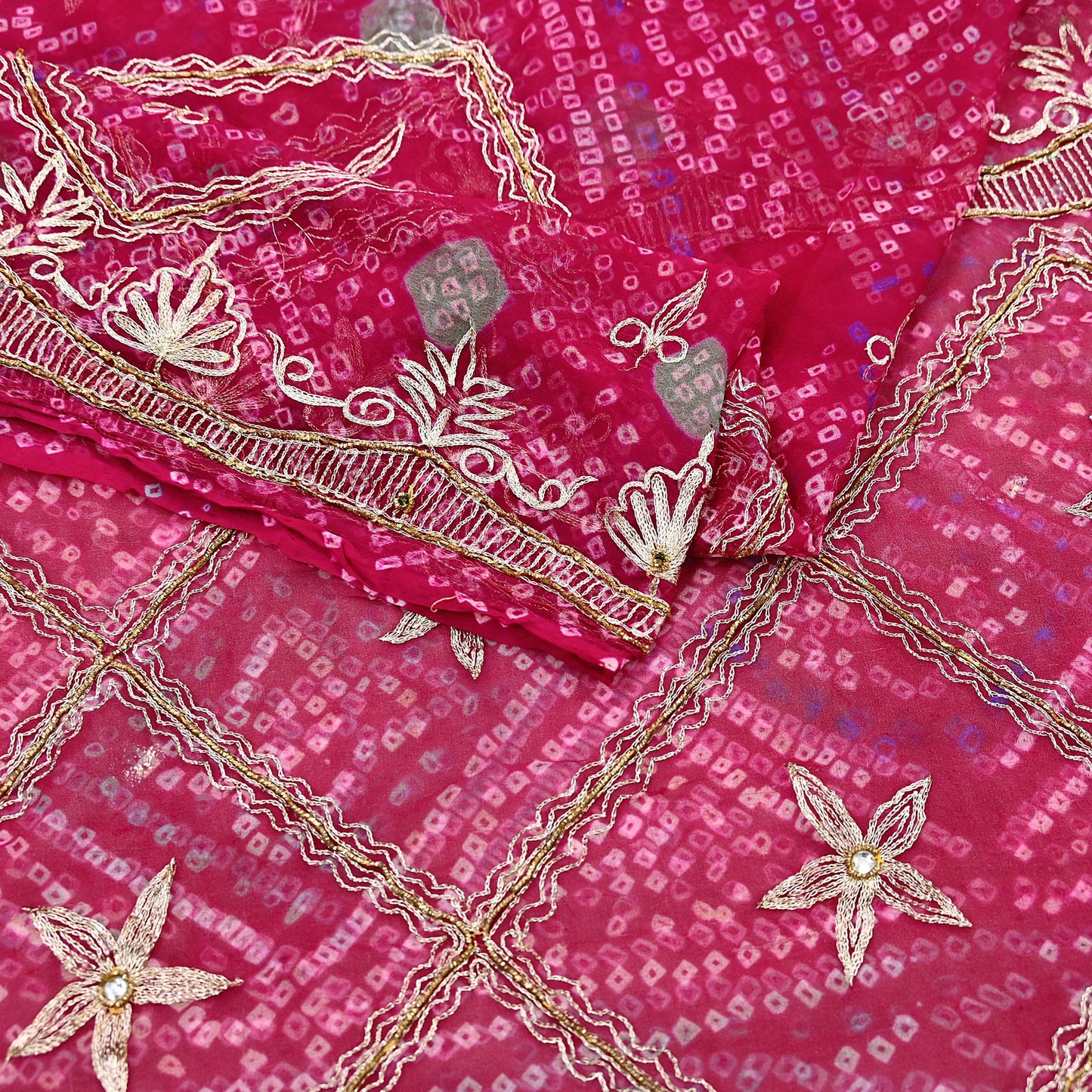 Indian Vintage Pink Saree Hand Embroidered Bandhani Printed Sari 100% Pure Georgette Silk Sari 5yd Soft Craft Fabric Dress making Dabka.