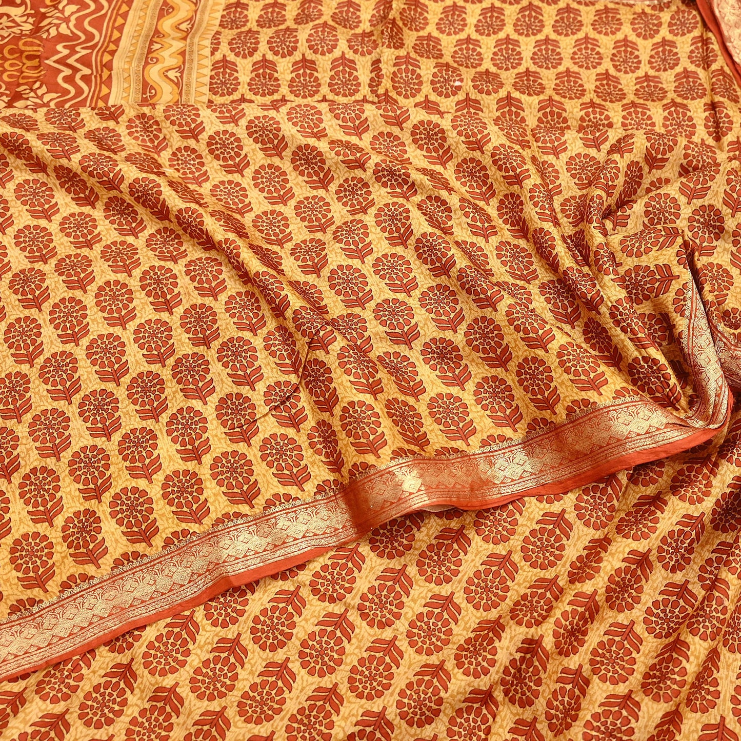 Vintage Beige & Orange Pure Silk Saree Indian Printed Silk Fabric 5 Yards Boho Craft Material for Sewing, Quilting, Dressmaking, Upcycling