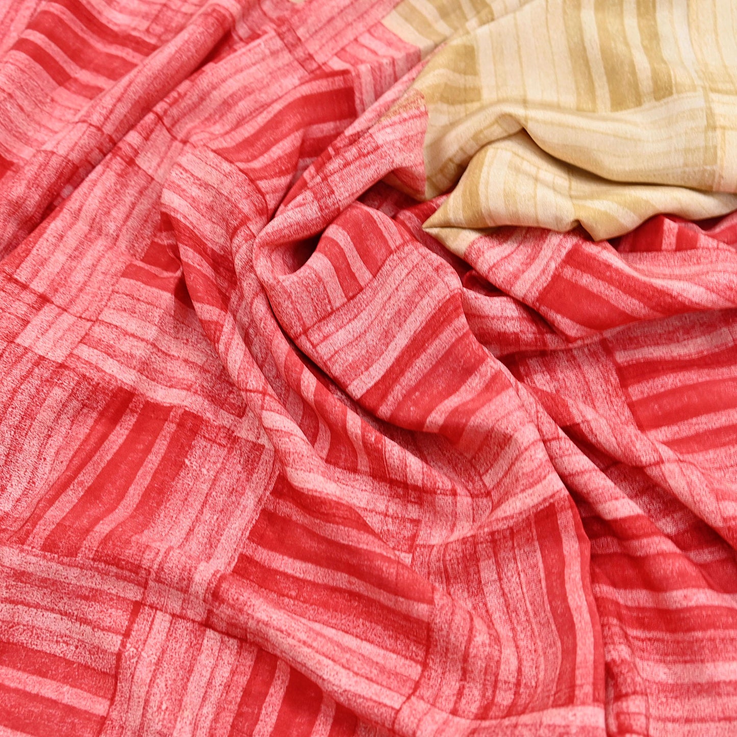 Indian Vintage Sari Red & brown Pure Crepe Silk Printed Saree 6yard Sewing Geometric Craft Fabric Wrap Dress Making Crafting Quilting