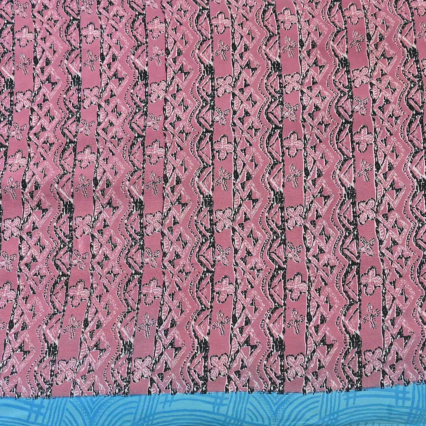 Indian Vintage Sari Pink & Black Pure Crepe Silk Printed Saree 5yard Sewing Floral Soft Craft Fabric Wrap Crafting Quilting Upcycle