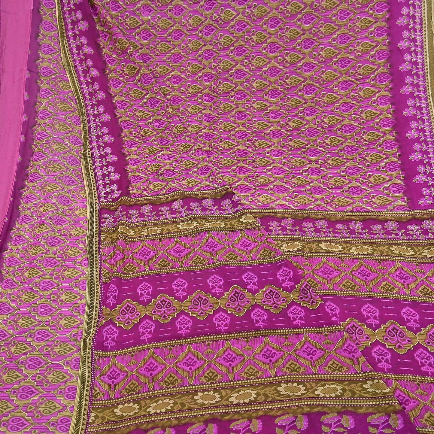 Indian Vintage Sari Green & Purple Pure Cotton Printed Sarees Craft Fabric Soft 5Yd Sarong Wrap Boho Fabric Kimono Quilting Crafting Upcycle