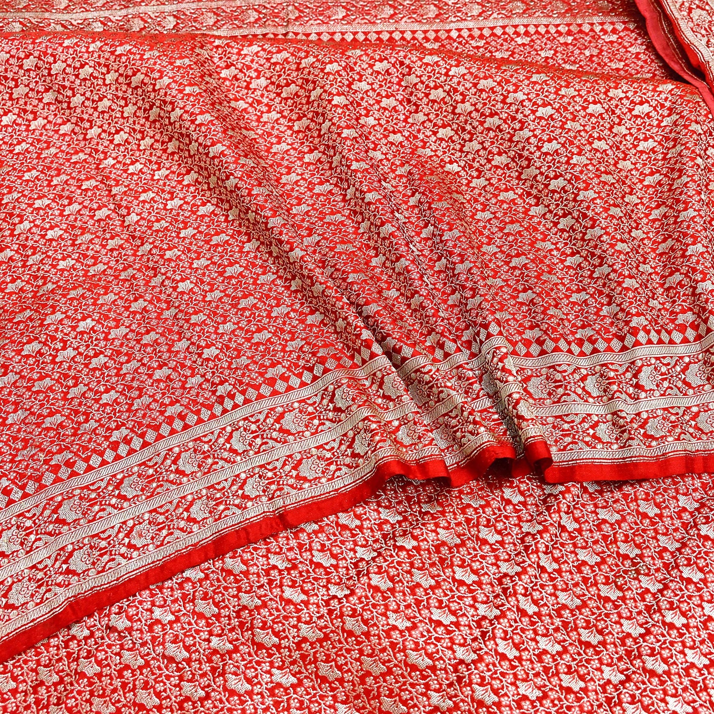 Indian Vintage Sari Hot Red Heavy Wedding Pure Satin Silk Woven Banarasi Brocade Saree Zari 5Yd Craft Fabric Ethnic Dress making Crafting