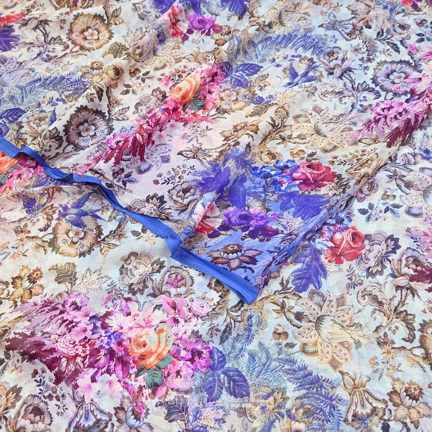 Women Vintage Sari Blue & ivory Pure Georgette Silk Digital Printed Saree Craft Fabric Sewing 5Yd Light Dress Making Geometric Crafting