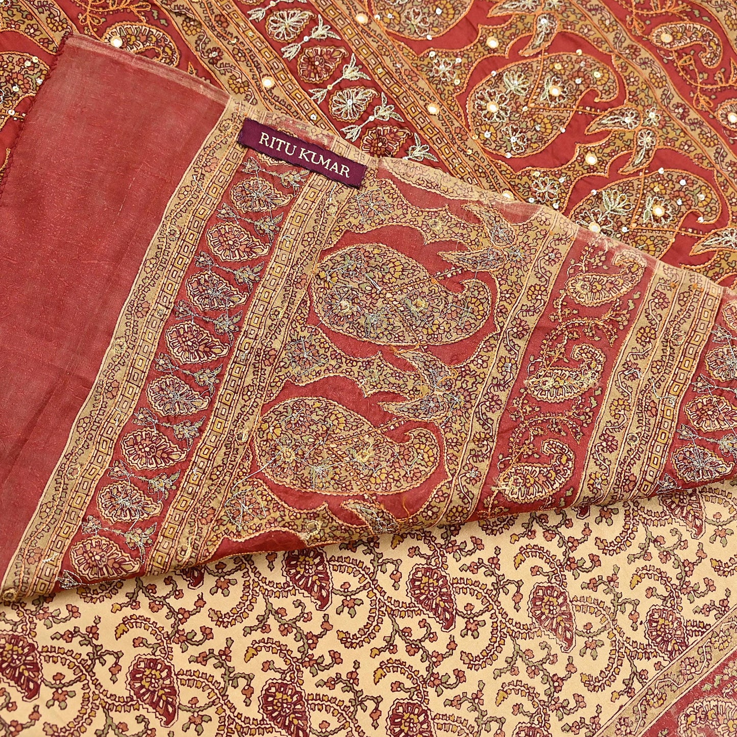 Indian Pre-Owned Sari Rusty & Beige Pure Crepe Silk Pre-owned Hand Embroidered Ritu Kumar Designer Sarees Fabric 5Yd Ethnic