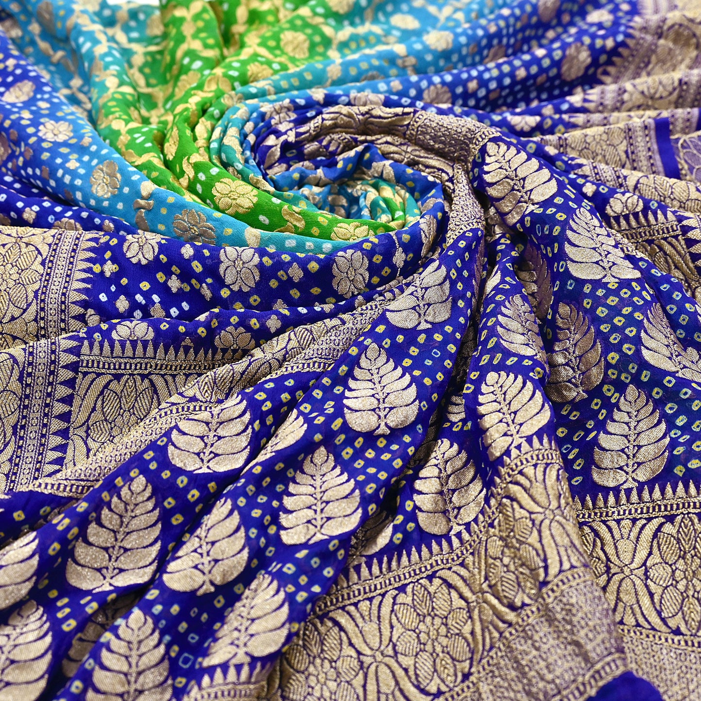 Indian Pre-Owned Sari Blue & Green Pure Georgette silk Hand Woven Bandhani Sarees Ethnic Zari Wedding Saree