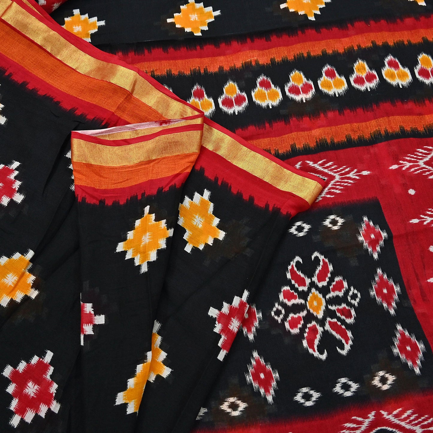 Indian Vintage Sari Black & Red Printed Pure Cotton Sarees Craft Fabric 5Yd Soft Sewing Sarong Wrap Boho Floral Quilting Dress making