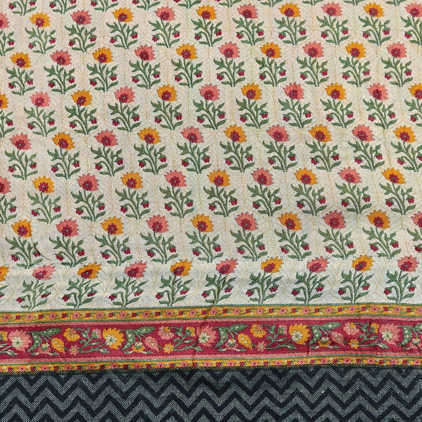 Vintage Red Beige Wool Saree Indian Pure Woolen Woven Floral Fabric 5 Yard Soft Warm Craft Material for Winter Sewing & Dressmaking