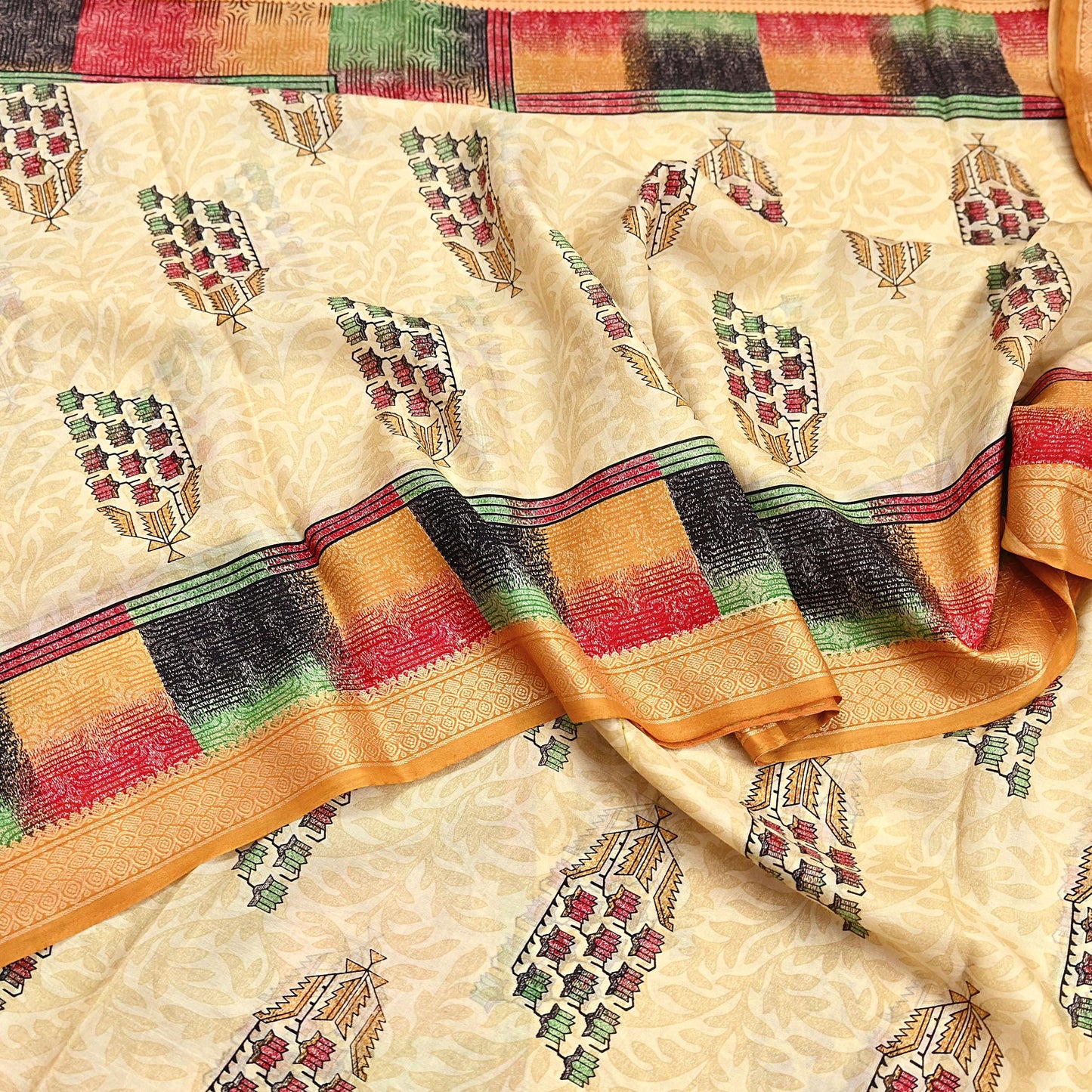 Vintage Sari Beige Pure Silk Printed Saree Fabric 5yard Sewing Soft Dress Designing for Crafting Quilting Upcycle Soft Border