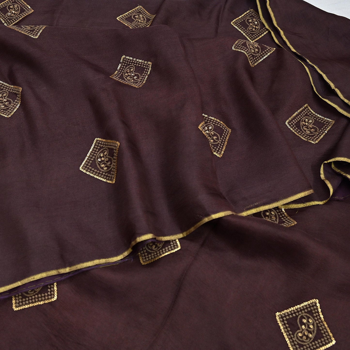 Indian Vintage Brown Saree Embroidered Cotton Blend Sari 6Yard Craft Fabric for Dressmaking, Quilting & Upcycling