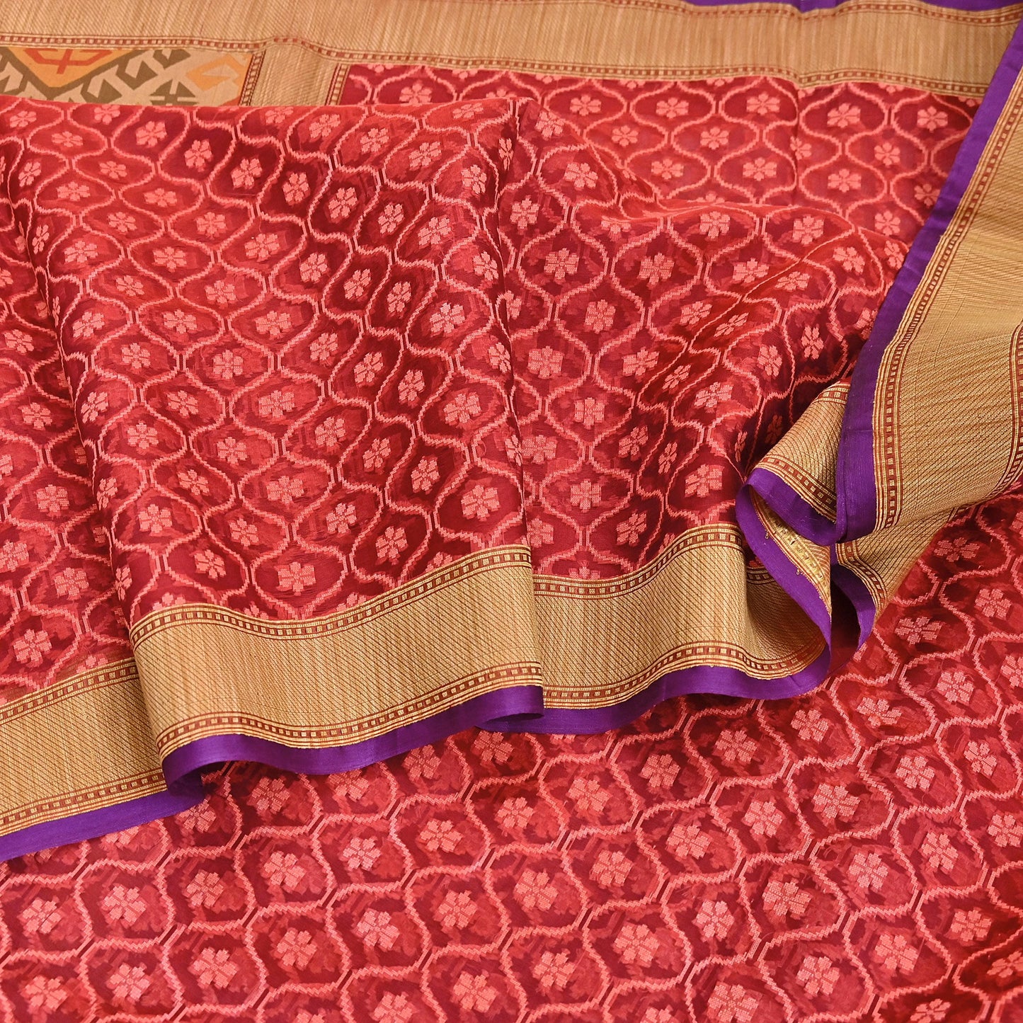 Indian Vintage Sarees Red Pure Organza Silk Hand Woven Sari 5yd Ethnic Floral Craft Fabric Dress making Upcycle Crafting Quilting Zari