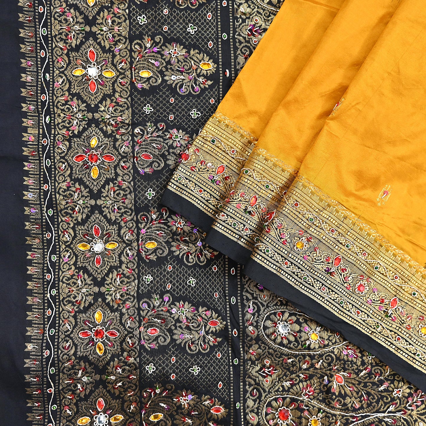 Indian Vintage Kanjivaram Saree Heavy Hand Embroidered Pure Silk Black & Yellow Bridal Fabric 5 Yards Dress Making Bollywood Sarees