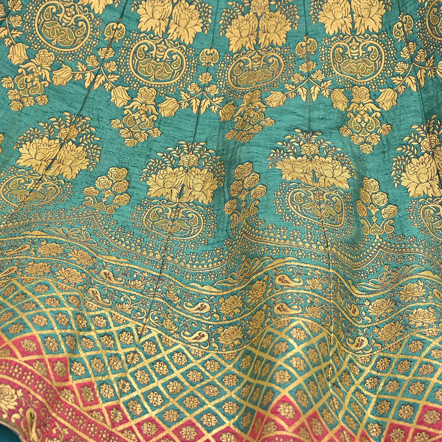 Indian Vintage Green woven brocade Skirt Party Wear Bollywood Lehenga Zari