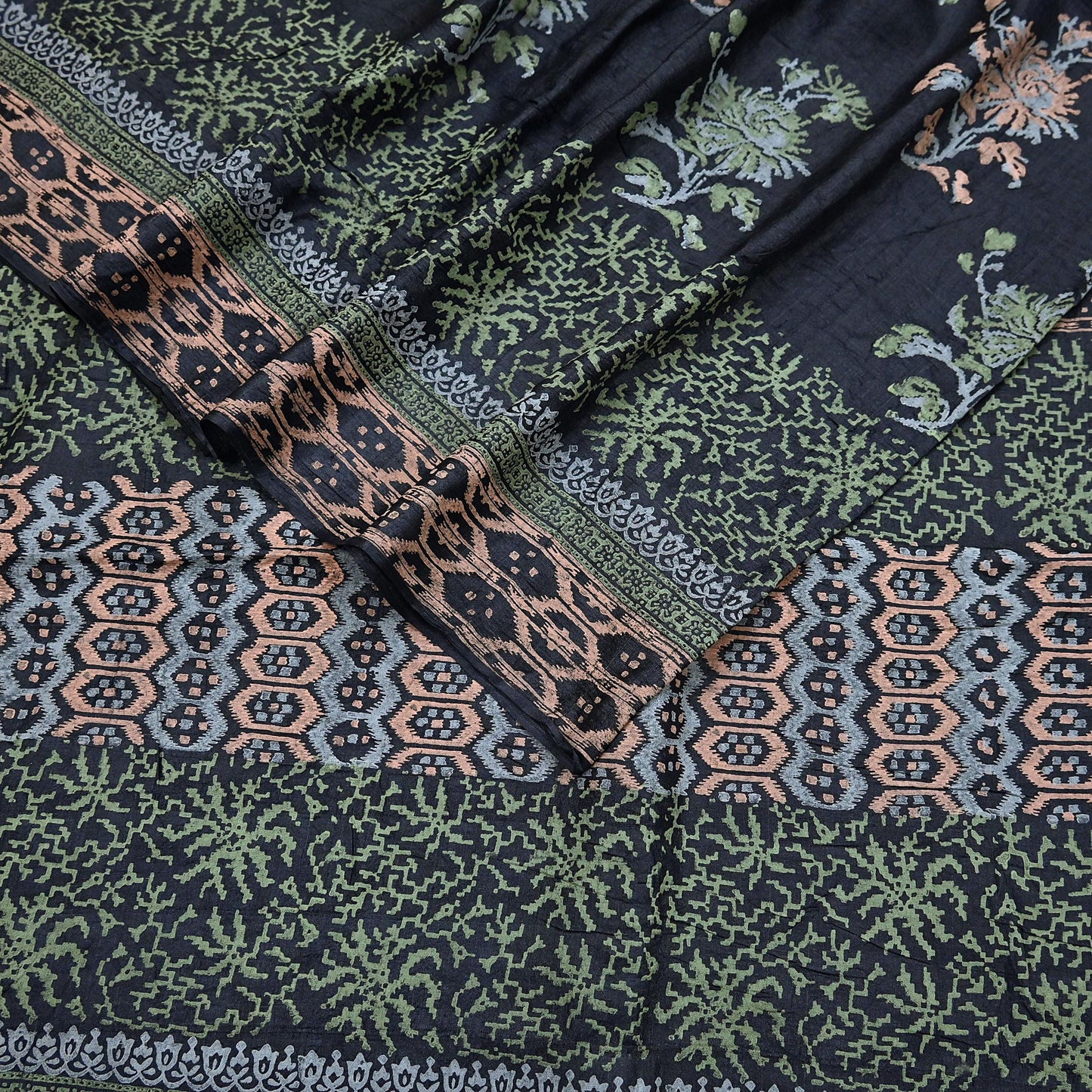 Indian Vintage Sari Black 100% Pure Tussar Silk Hand Painted Sarees 5yd Sewing Craft Fabric Dress Making Soft Woven Border Upcycle Quilting