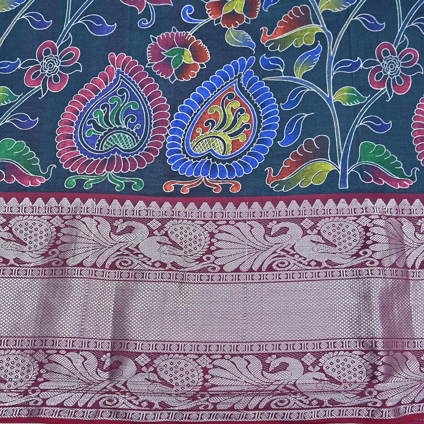 Indian Vintage Sari Gray & Red Hand Painted Sarees Pure Cotton Craft Fabric 5Yd Floral Soft Dress Making Zari Border Crafting Quilting