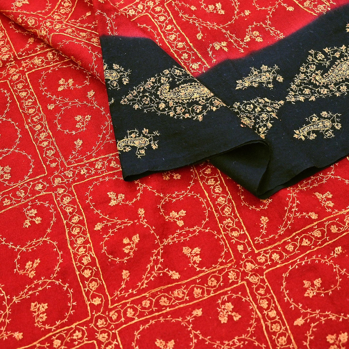 Vintage Black & Red Wool Shawl Hand-Embroidered Suzani Stole Pure Wool Wrap warm soft