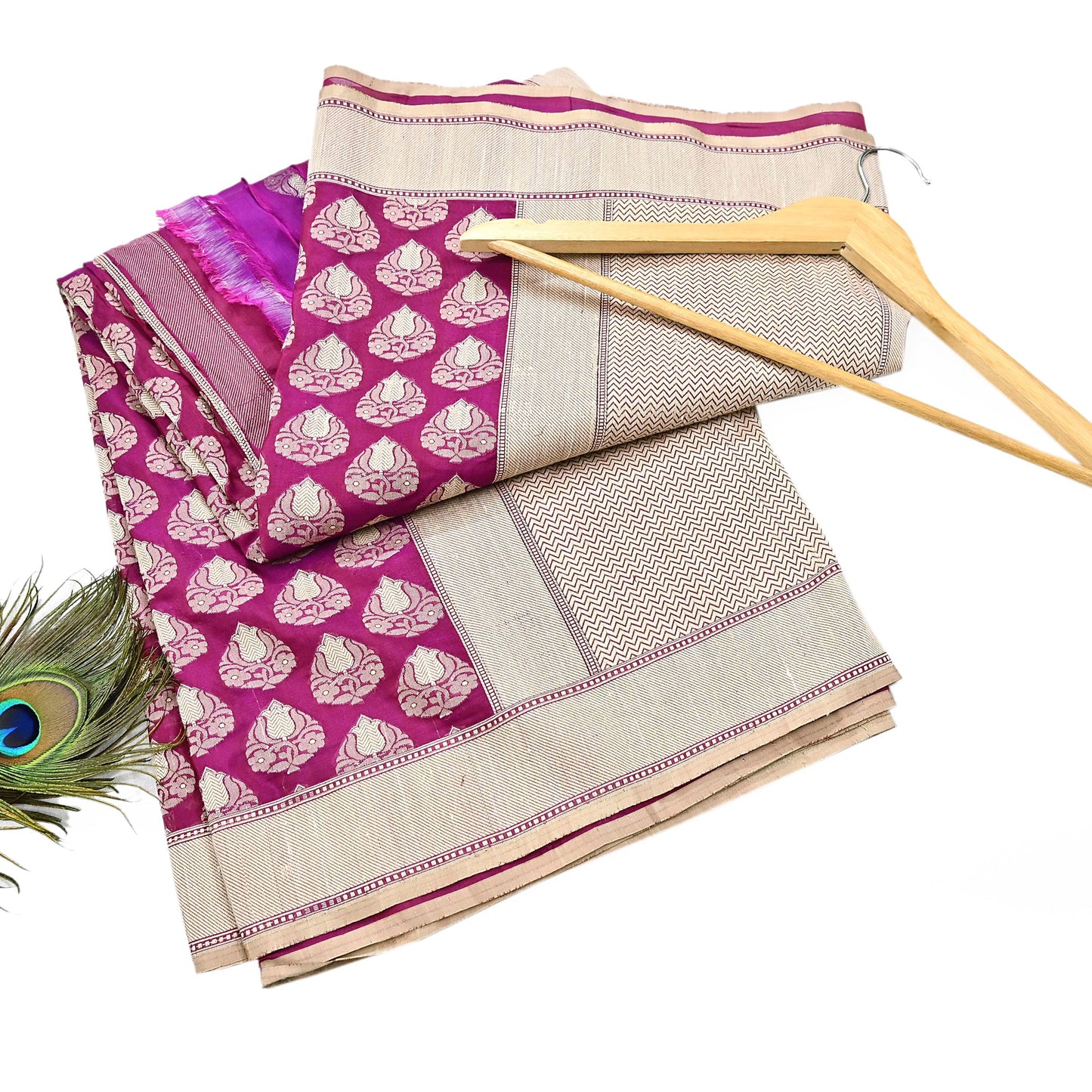 Indian Vintage Heavy Sari Purple & pink Hand Woven Sarees 100% Pure Silk Zari 5Yd Floral with Blouse fabric