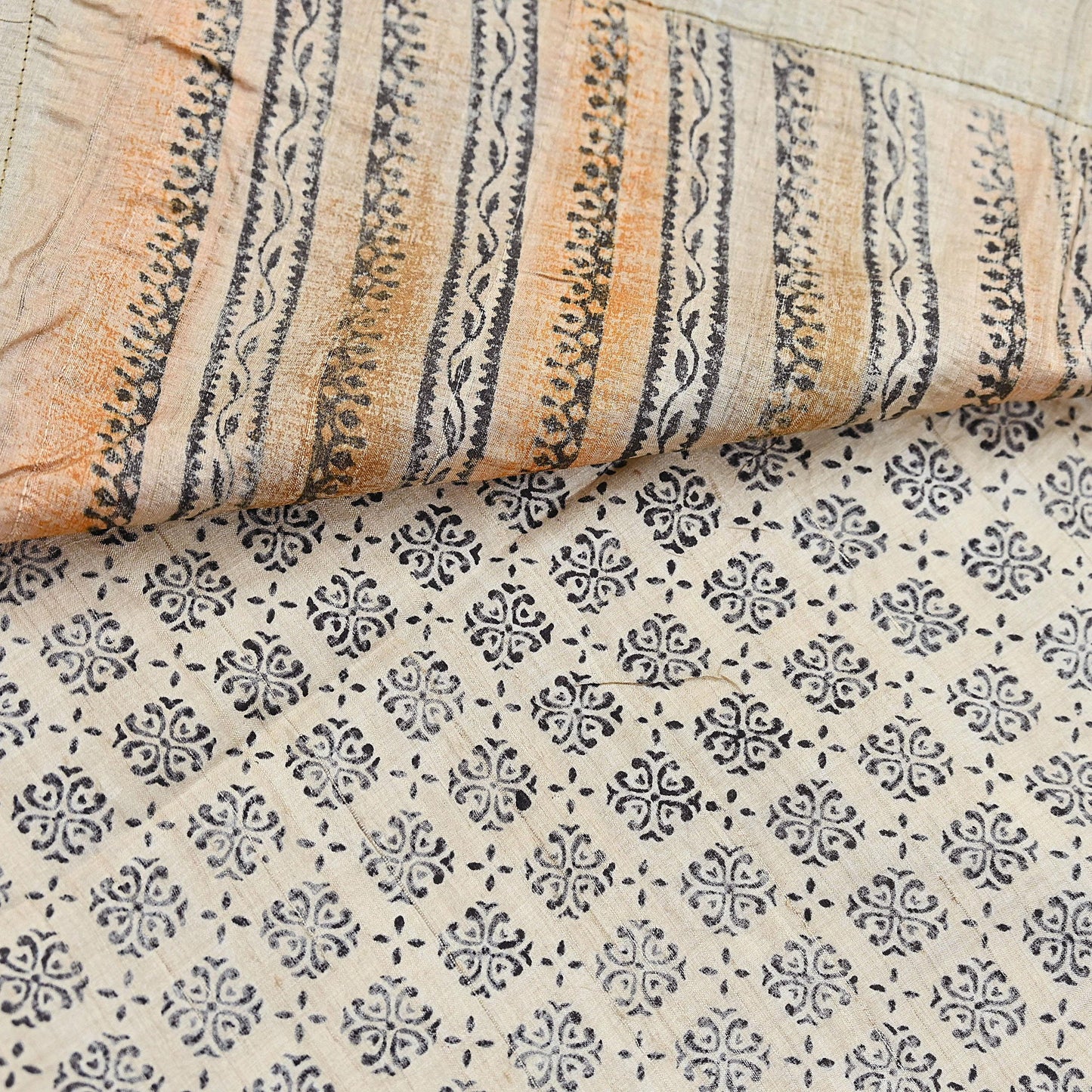 Indian Vintage Saree Ivory & Saffron Pure Khadi Silk Handloom Hand woven Sari Fabric 5yard Ethnic Dressmaking Crafting Upcycle Quilting