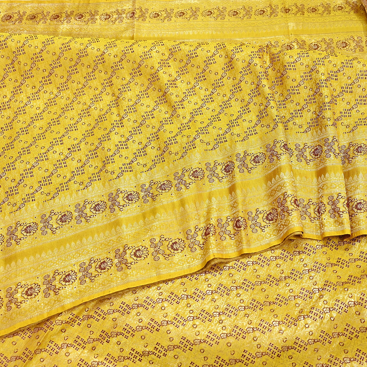 Indian Vintage Sari Yellow Heavy Pure Satin Silk Woven Banarasi Tanchoi Saree 5Yd Ethnic Craft Fabric Upcycle Bridal Heavy Sarees