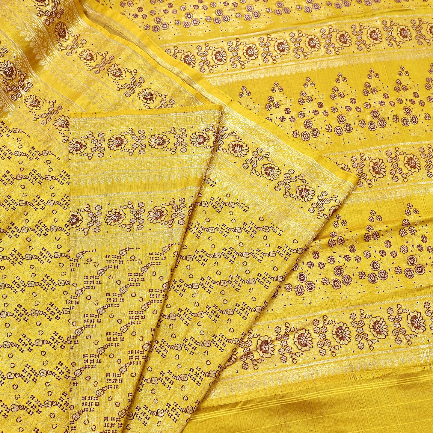 Indian Vintage Sari Yellow Heavy Pure Satin Silk Woven Banarasi Tanchoi Saree 5Yd Ethnic Craft Fabric Upcycle Bridal Heavy Sarees