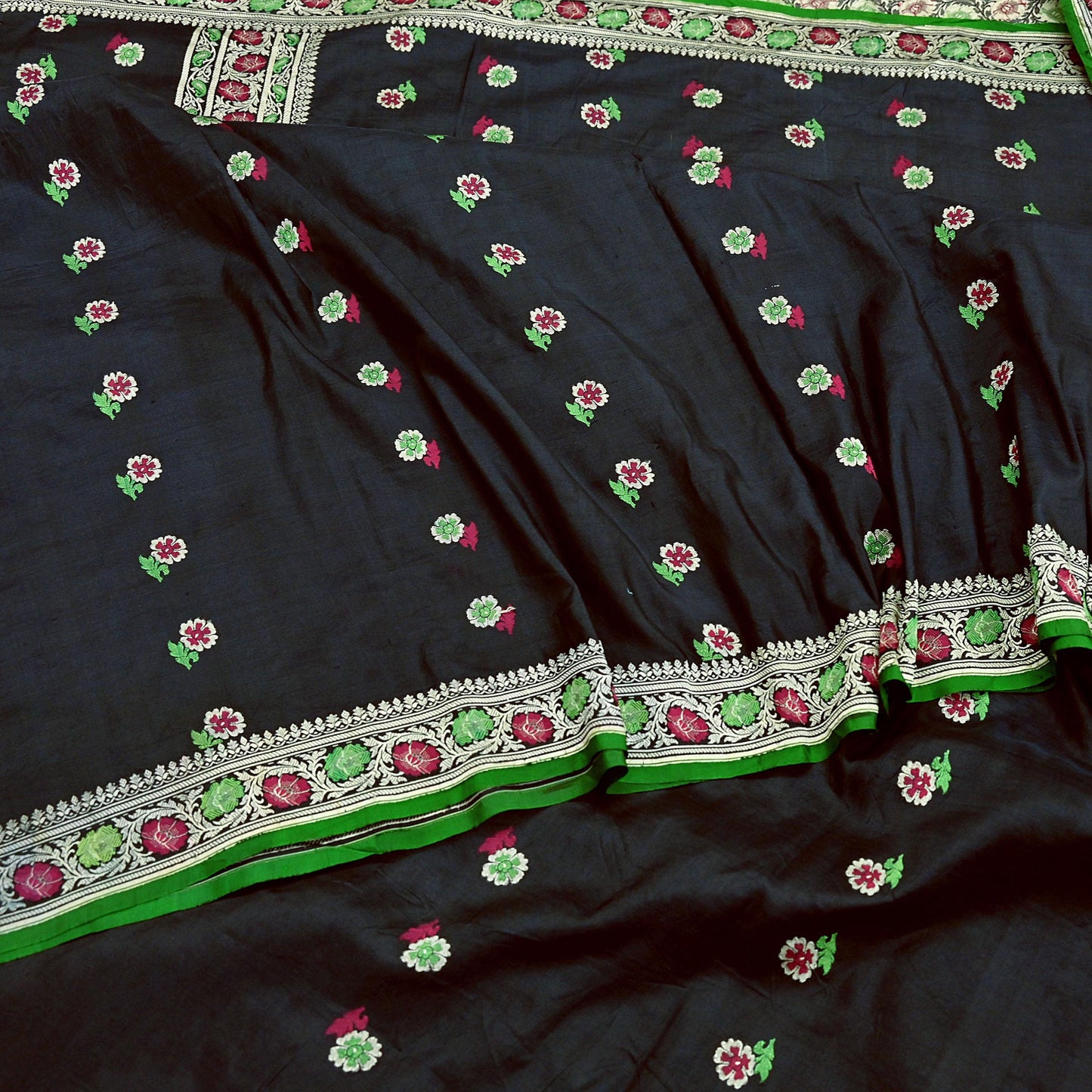 Indian Vintage Sari Black 100% Pure Silk Hand Woven Sarees Craft Fabric 5Yd Ethnic Sewing Dress making Crafting Quilting Upcycle