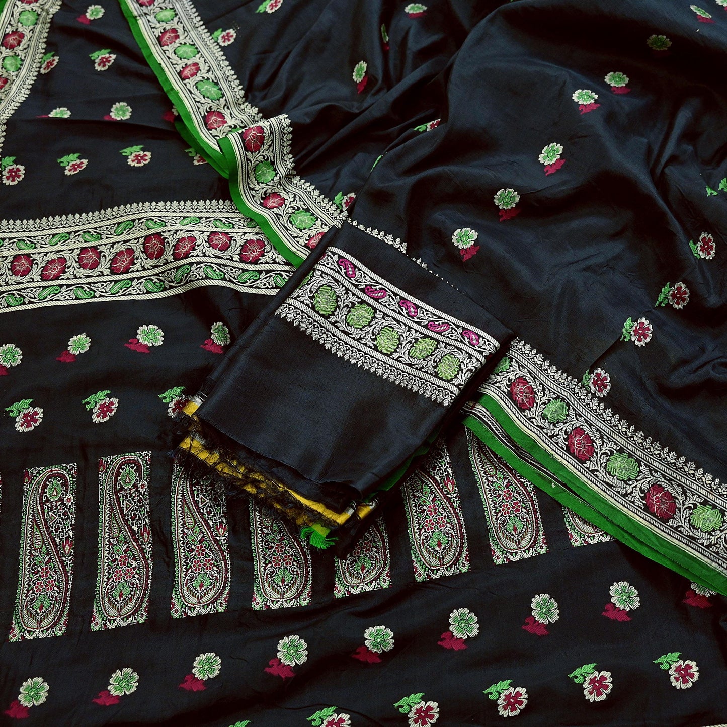 Indian Vintage Sari Black 100% Pure Silk Hand Woven Sarees Craft Fabric 5Yd Ethnic Sewing Dress making Crafting Quilting Upcycle