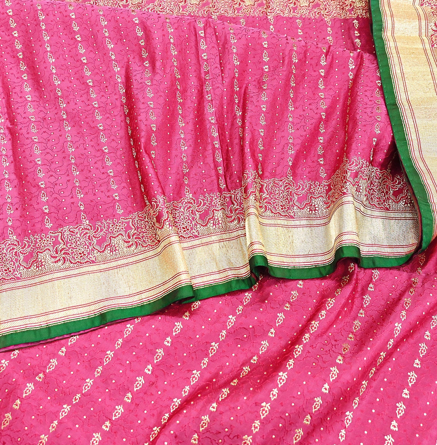Indian Vintage Sari Heavy Wedding Pure Satin Silk Pink saree Banarasi Brocade Saree Golden Zari 5Yard Fabric Ethnic Dressmaking