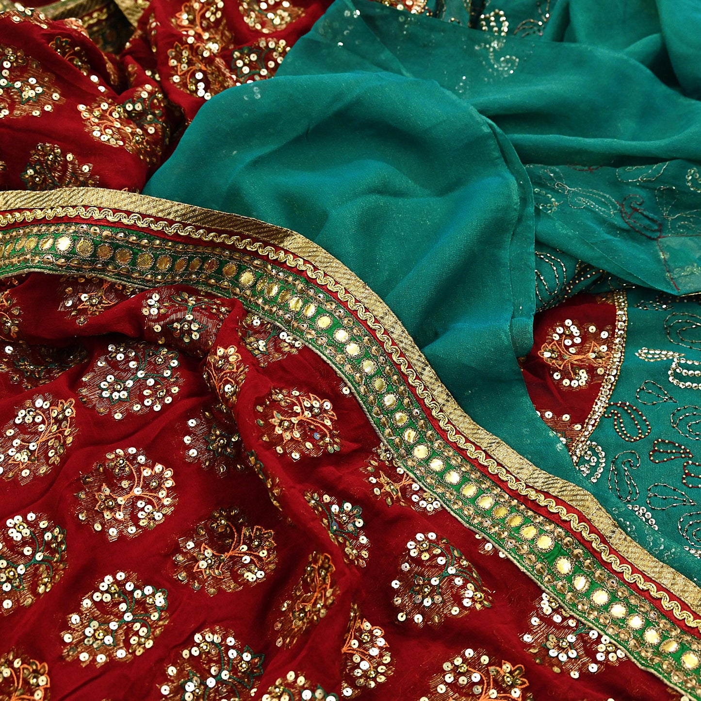 Indian Vintage Heavy Green & Red Saree Georgette Embroidered Sari Craft Fabric 5Yd Sewing Soft Ethnic Zari Dress Making wedding Sari