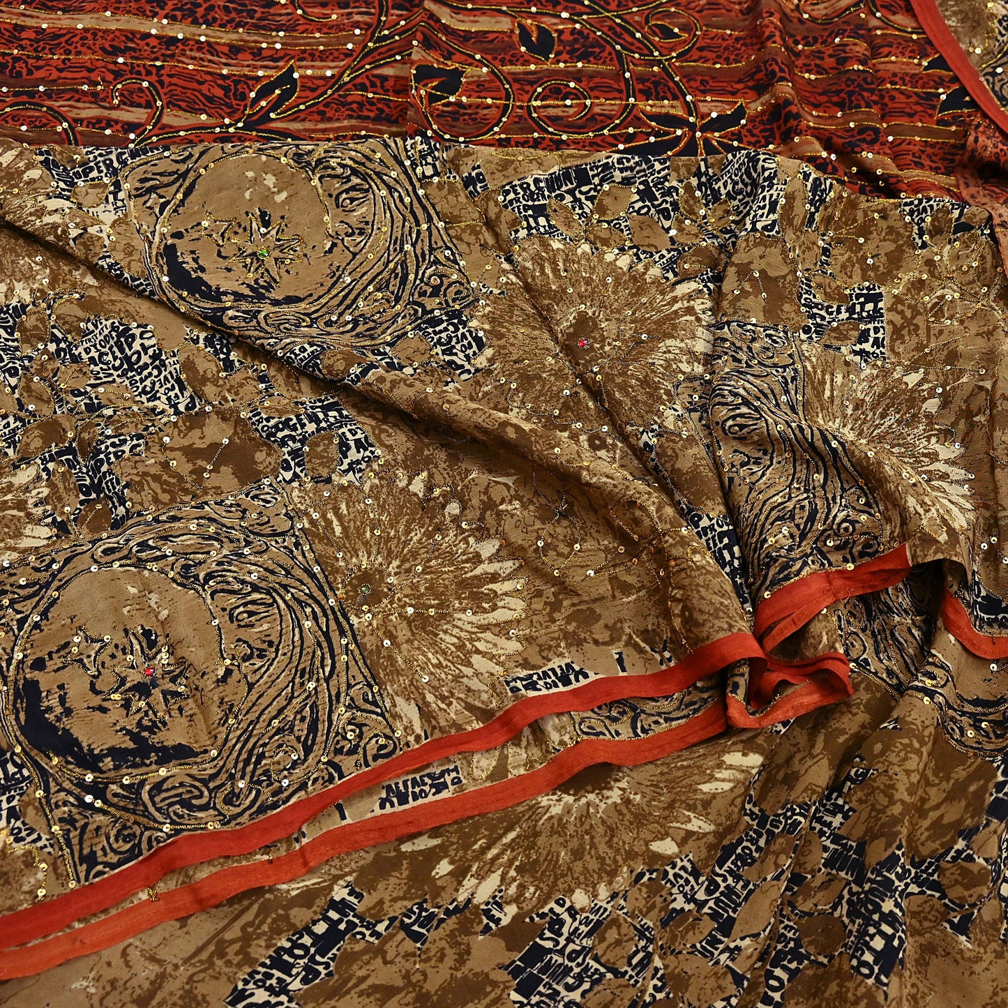 Indian Vintage Sari black & rusty Pure Crepe Silk Hand Embroidered Saree 6yd Sewing Floral Craft Sequins Dress making Crafting Quilting