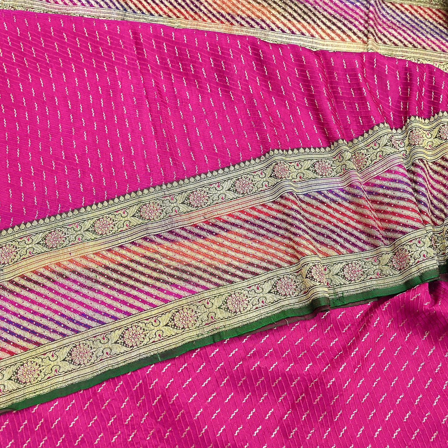 Indian Vintage Sari Heavy Wedding Pure Satin Silk Rani Pink saree Banarasi Brocade Saree Golden Zari 5Yard Fabric Ethnic Dressmaking