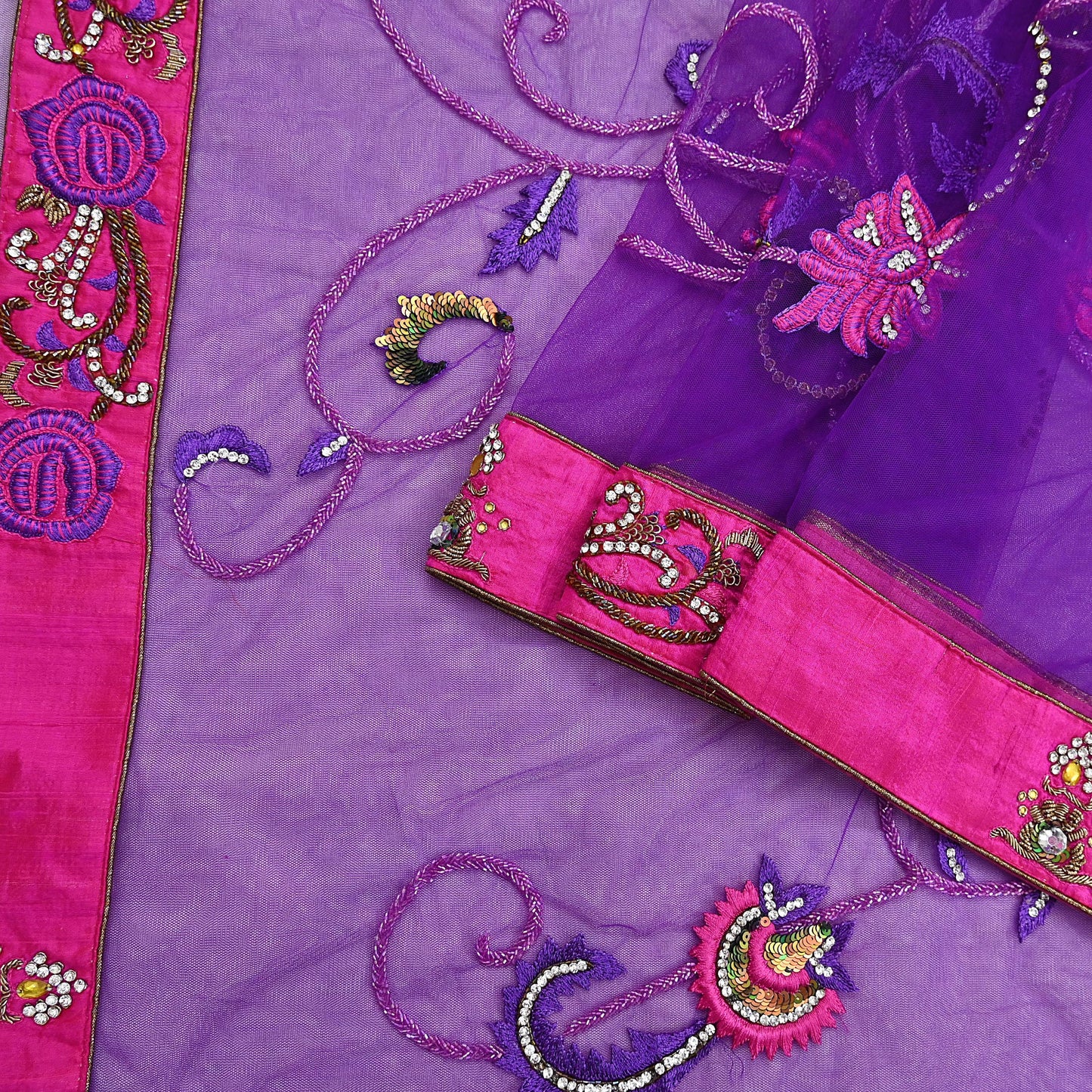 Indian Vintage Heavy Sari Purple Net/Mesh Hand Embroidered Sarees Craft Fabric 5Yd Sewing Soft Zardozi Wedding sarees