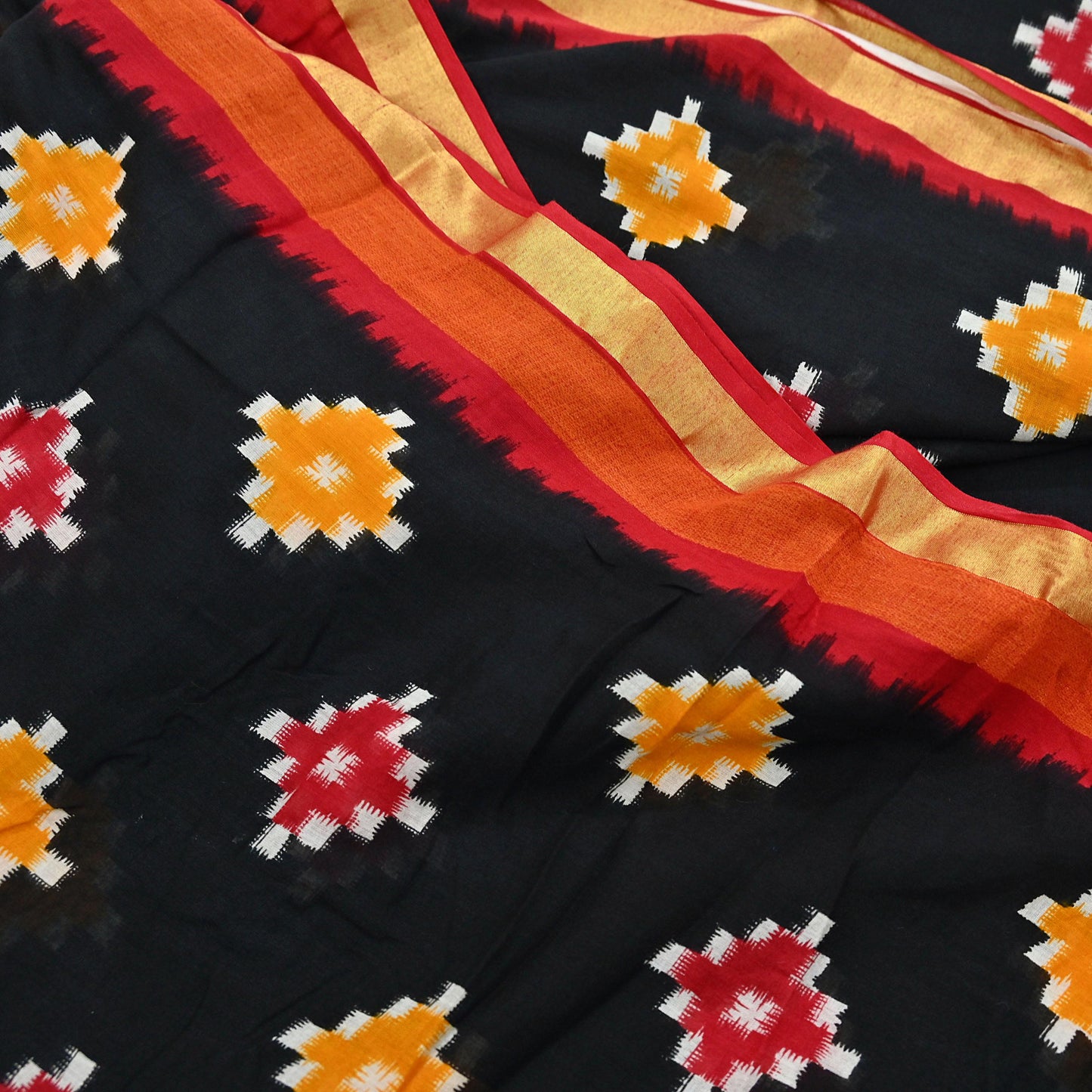 Indian Vintage Sari Black & Red Printed Pure Cotton Sarees Craft Fabric 5Yd Soft Sewing Sarong Wrap Boho Floral Quilting Dress making