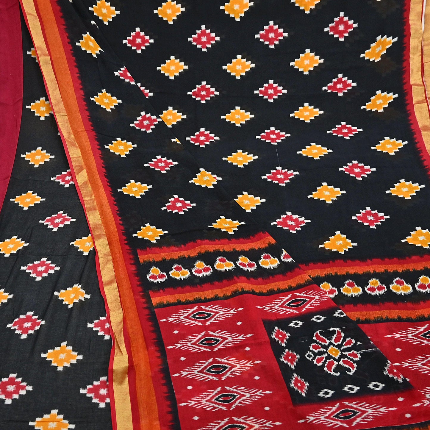 Indian Vintage Sari Black & Red Printed Pure Cotton Sarees Craft Fabric 5Yd Soft Sewing Sarong Wrap Boho Floral Quilting Dress making