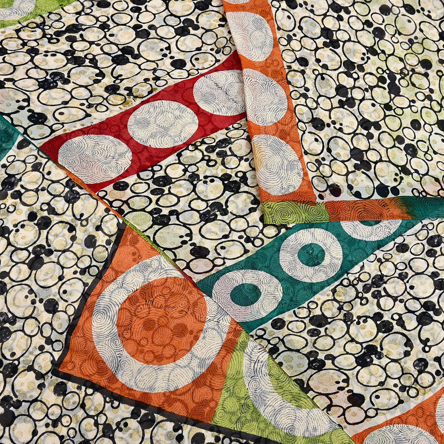 Indian Vintage Sari Ivory & Black Pure Georgette Silk Printed Sarees 6Yd Craft Fabric Sewing Quilting Dress making Crafting Quilting Upcycle