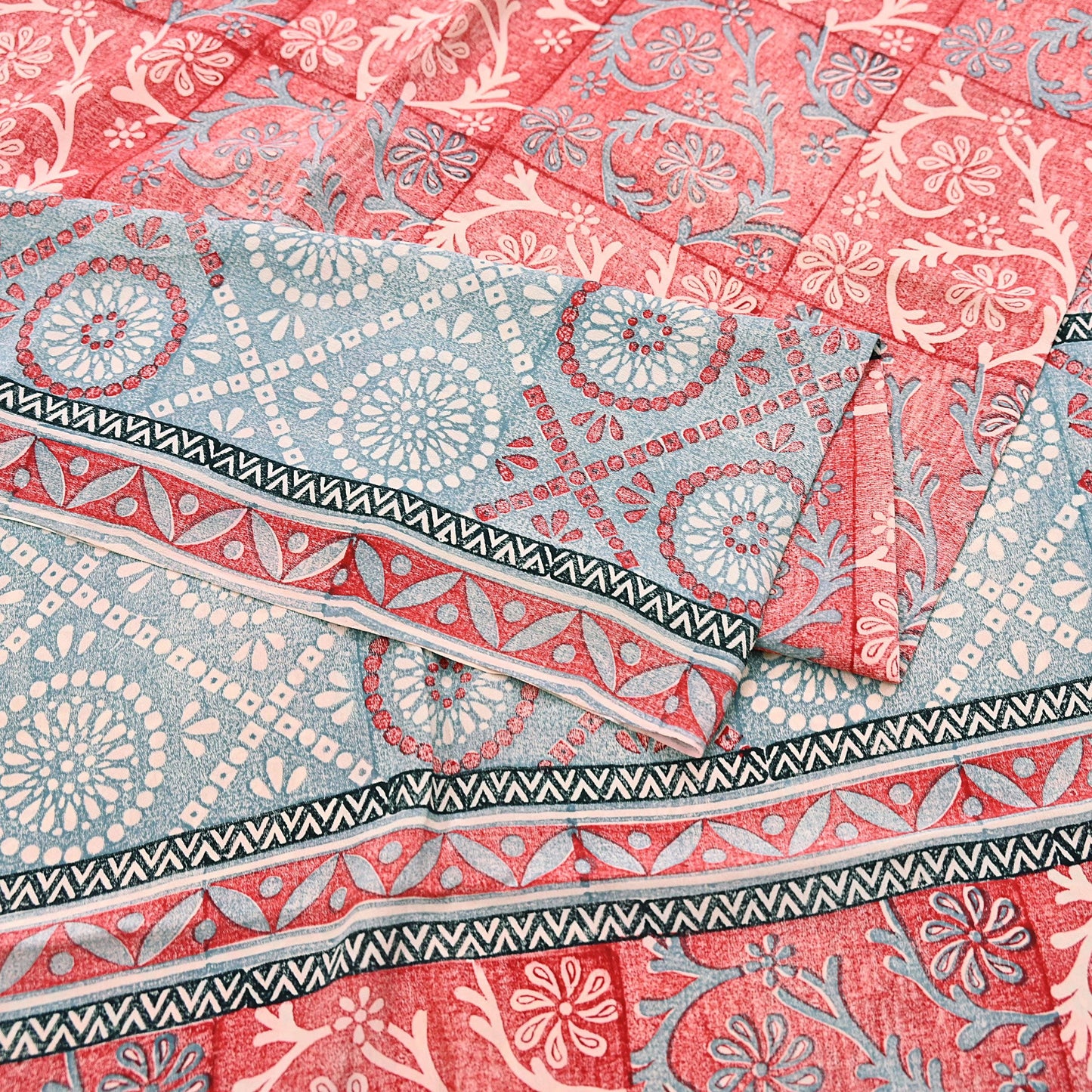 Indian Vintage Sari Ivory & Red Pure Crepe Silk Printed Saree 5yard Sewing Soft Craft Fabric Wrap