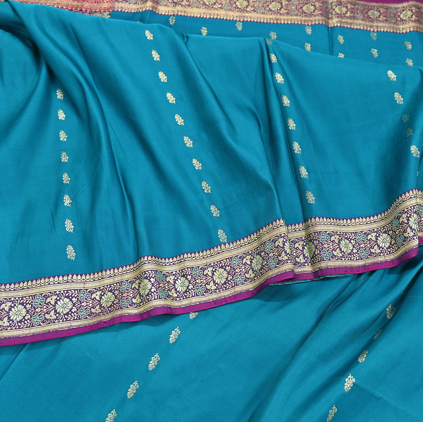 Vintage Sari Purple & Green Heavy Pure Satin Silk Woven Banarasi Brocade Saree Golden Zari 5Yd Dress making Bridal/wedding Sari Crafting