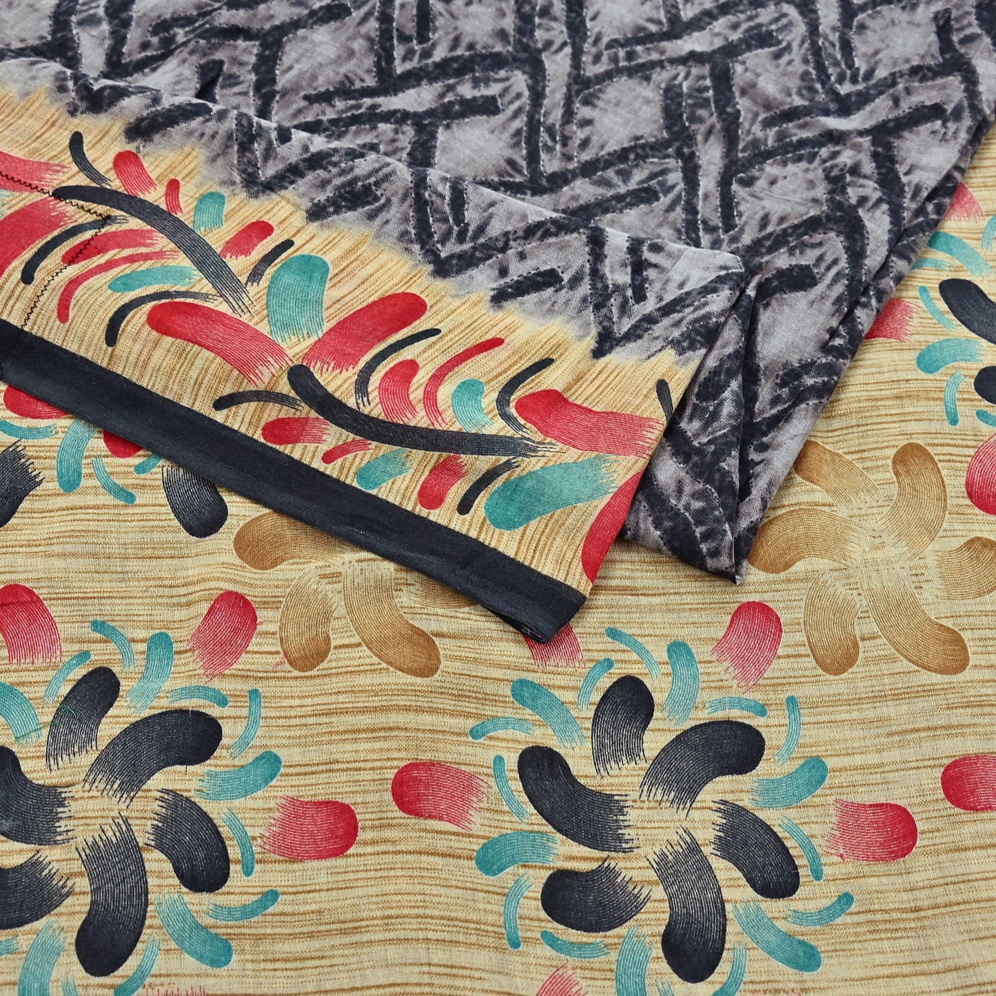 Indian Vintage Sari Gray & Black Printed 100% Pure Cotton Sarees Craft Fabric 5Yd Sewing Sarong Wrap Boho Floral Dress Making Crafting Soft