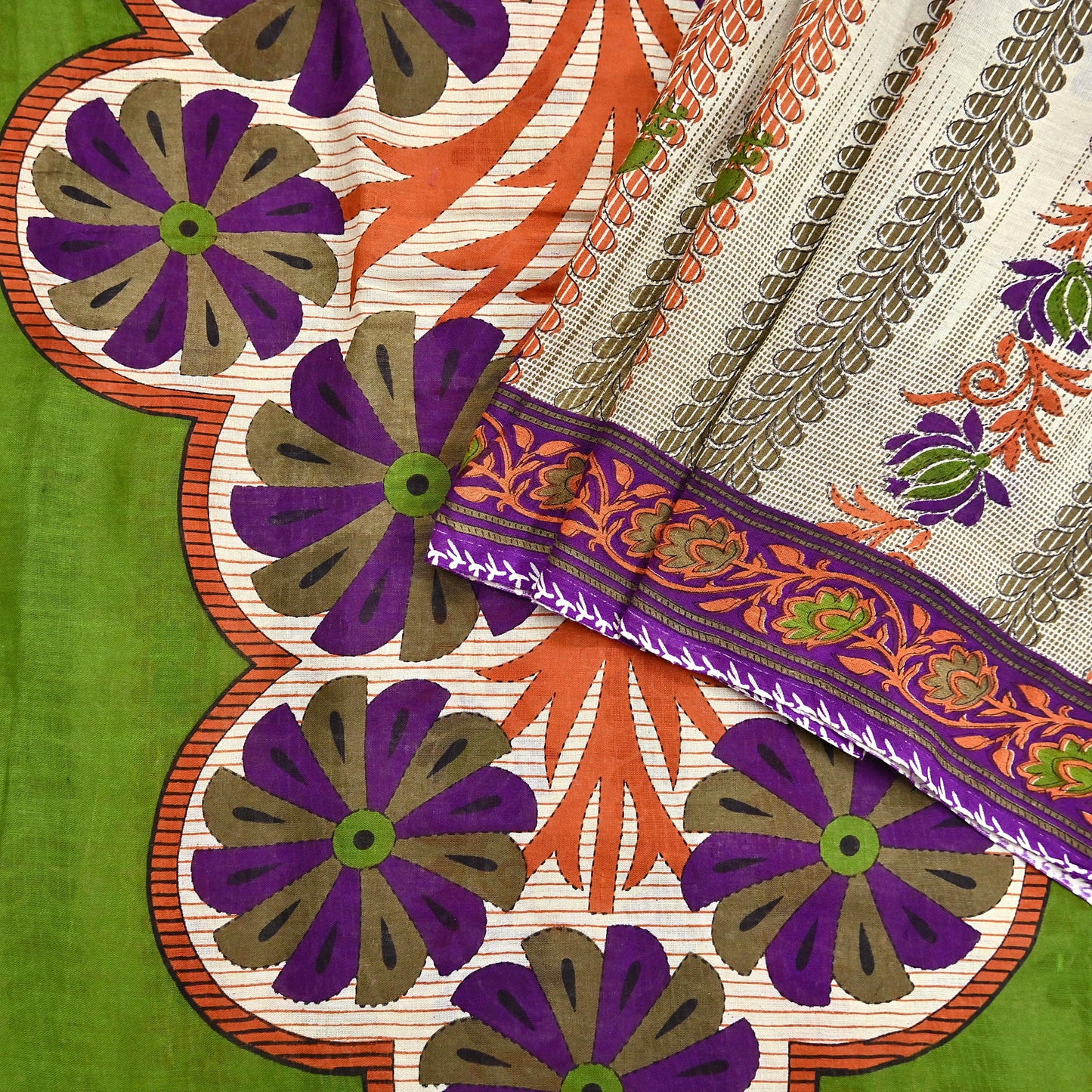 Indian Vintage Sari Ivory & Green Printed 100% Pure Cotton Sarees Craft Fabric 5Yd Sewing Sarong Wrap Boho Floral Dress Making Crafting Soft