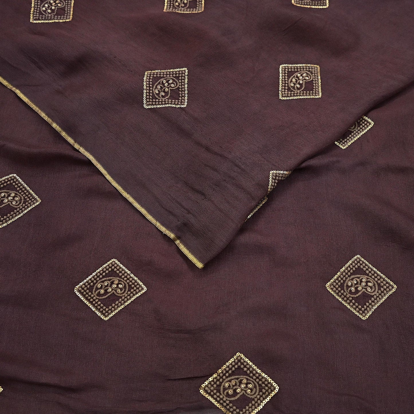 Indian Vintage Brown Saree Embroidered Cotton Blend Sari 6Yard Craft Fabric for Dressmaking, Quilting & Upcycling