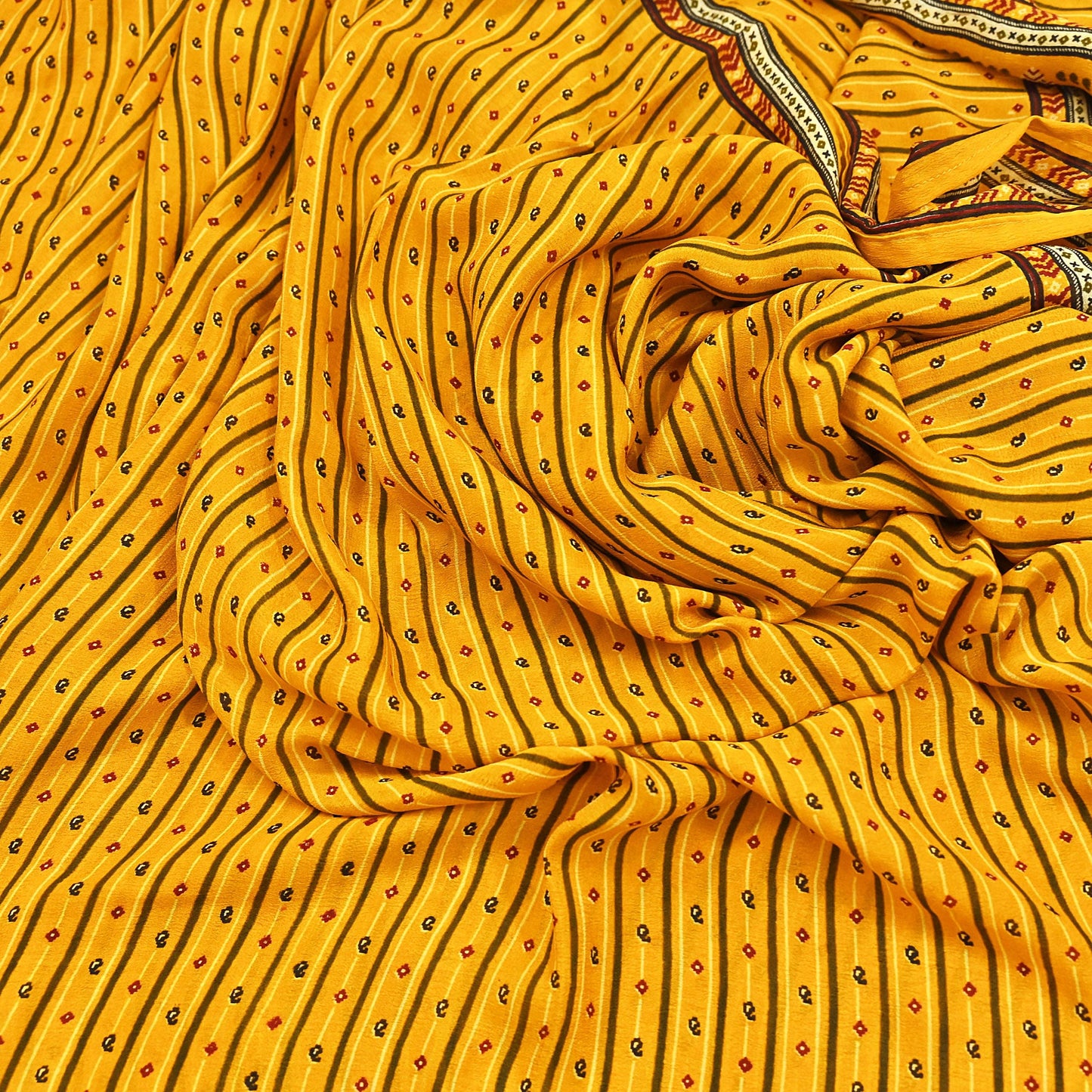 Indian Vintage Sari Yellow 100% Pure Silk Printed Sarees 6yd Sewing Craft Fabric Dress Making Soft Woven Border Upcycle Quilting