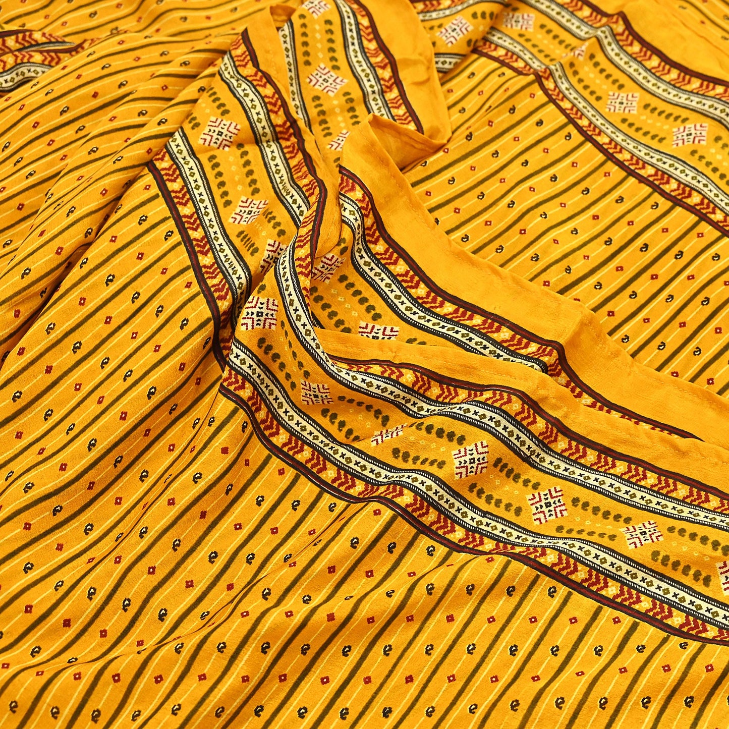 Indian Vintage Sari Yellow 100% Pure Silk Printed Sarees 6yd Sewing Craft Fabric Dress Making Soft Woven Border Upcycle Quilting