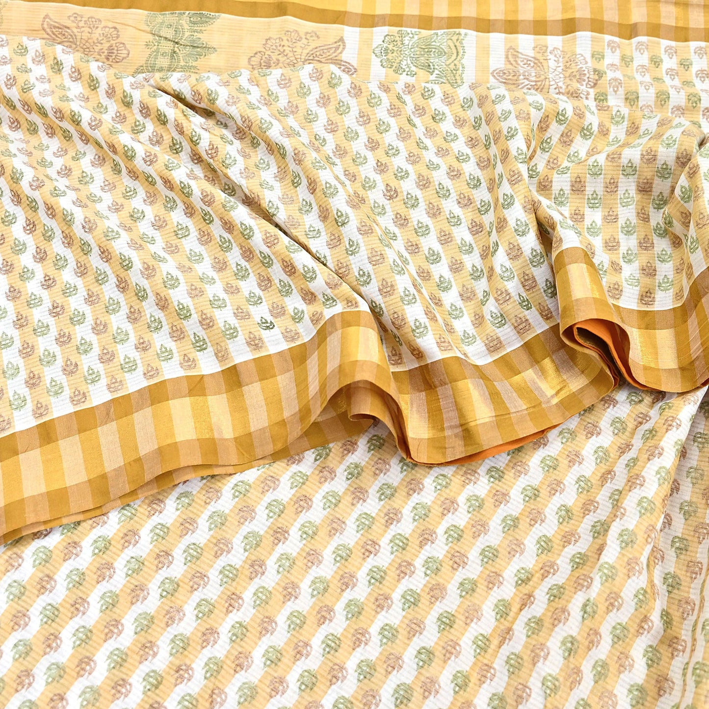 Indian Vintage Sari White & Beige Printed 100% Pure Cotton Sarees Craft Fabric 5Yd Sewing Sarong Wrap Boho Quilting Crafting zari border