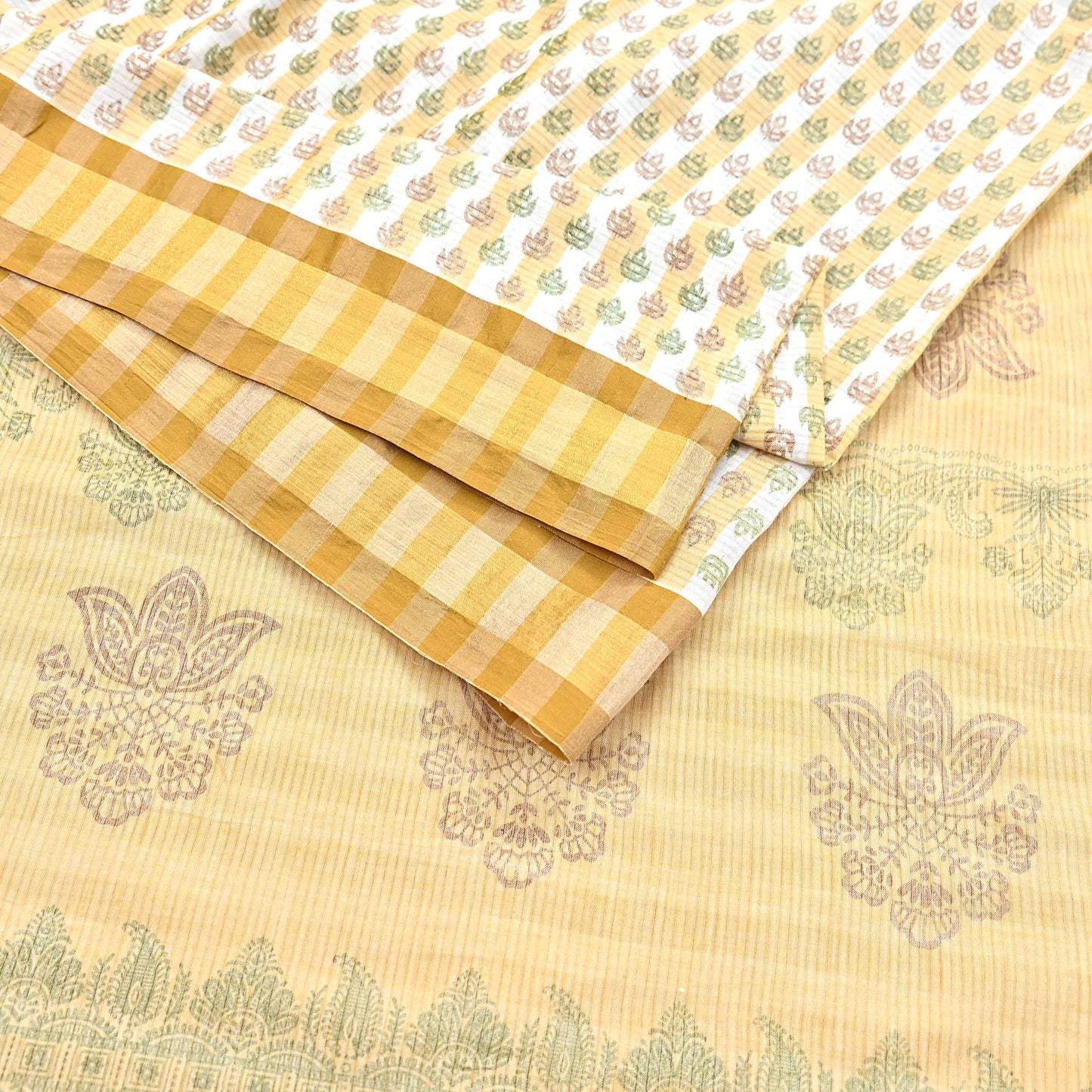 Indian Vintage Sari White & Beige Printed 100% Pure Cotton Sarees Craft Fabric 5Yd Sewing Sarong Wrap Boho Quilting Crafting zari border