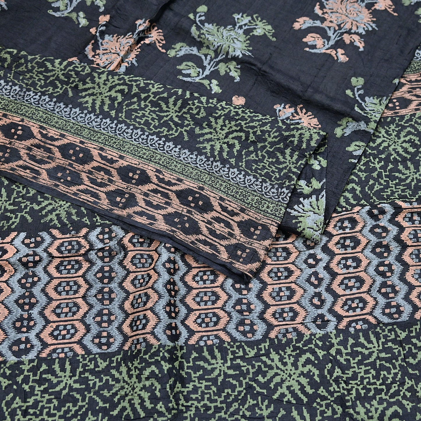 Indian Vintage Sari Black 100% Pure Tussar Silk Hand Painted Sarees 5yd Sewing Craft Fabric Dress Making Soft Woven Border Upcycle Quilting